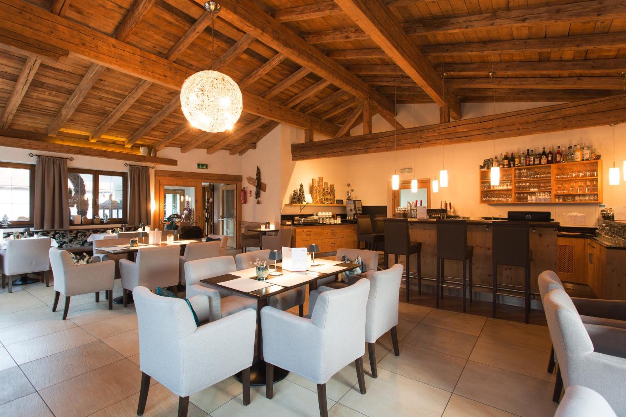 Ferienhotel Bergland Arzl im Pitztal Eksteriør billede