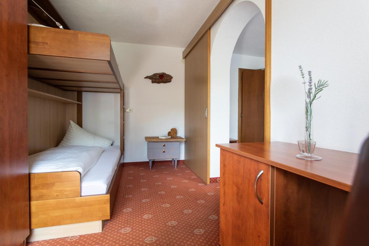 Ferienhotel Bergland Arzl im Pitztal Eksteriør billede